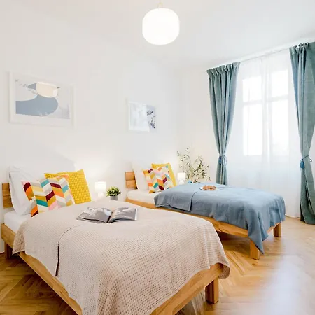 Days - Stylish 2 Bedroom With Netflix