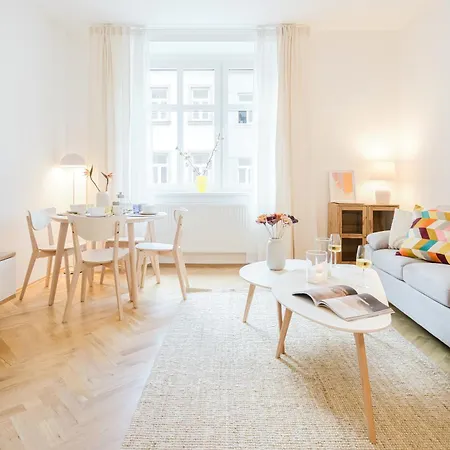 Апартаменты Days - Stylish 2 Bedroom With Netflix *